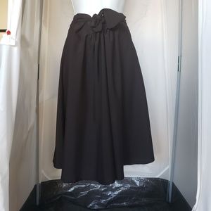 Lightweight Black Knee-Skirt with Front Tie